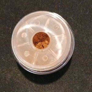 2008 Smooth Mineral Eyeshadow - Earth